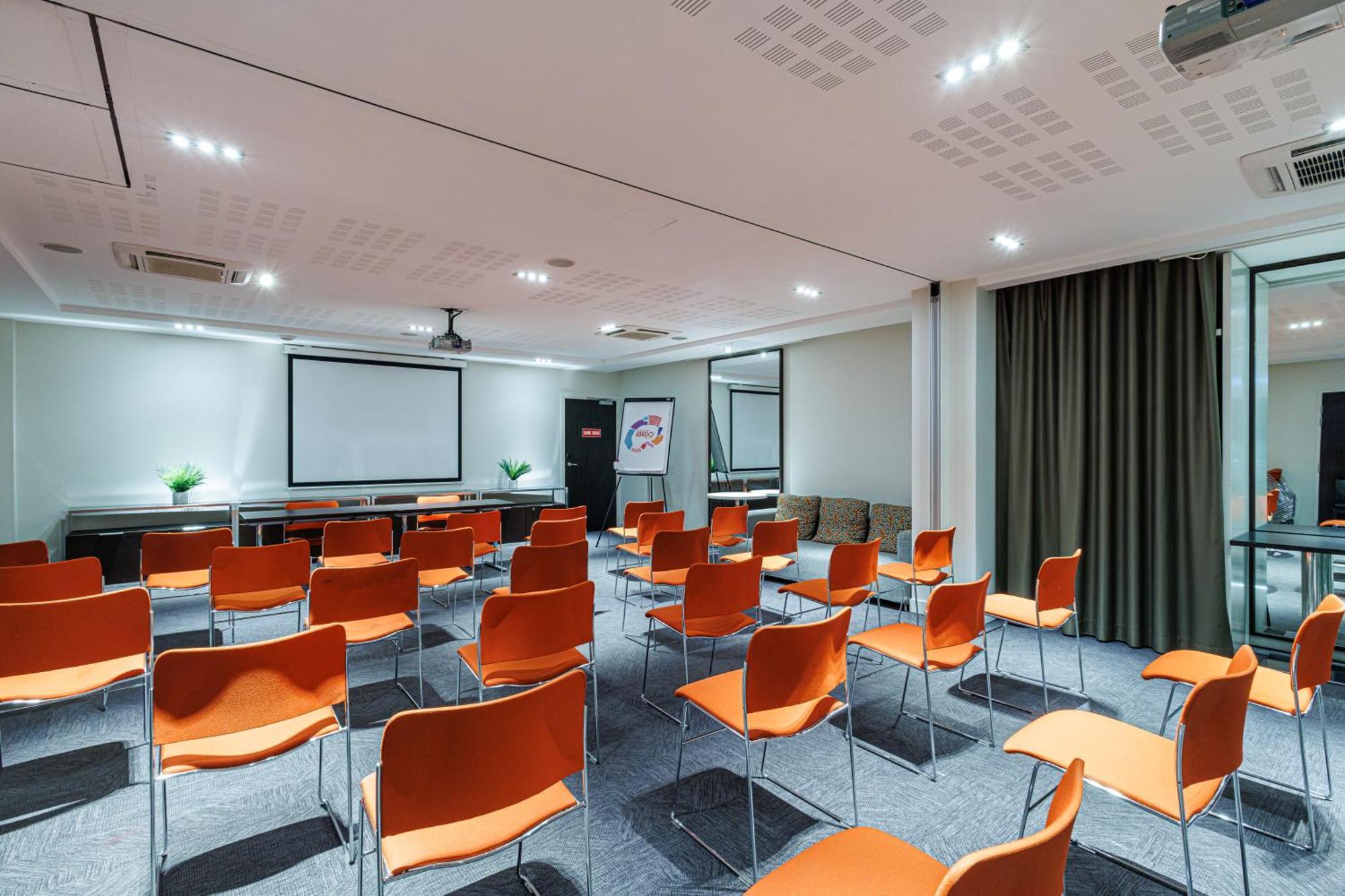 Adagio Centre Apartahotel