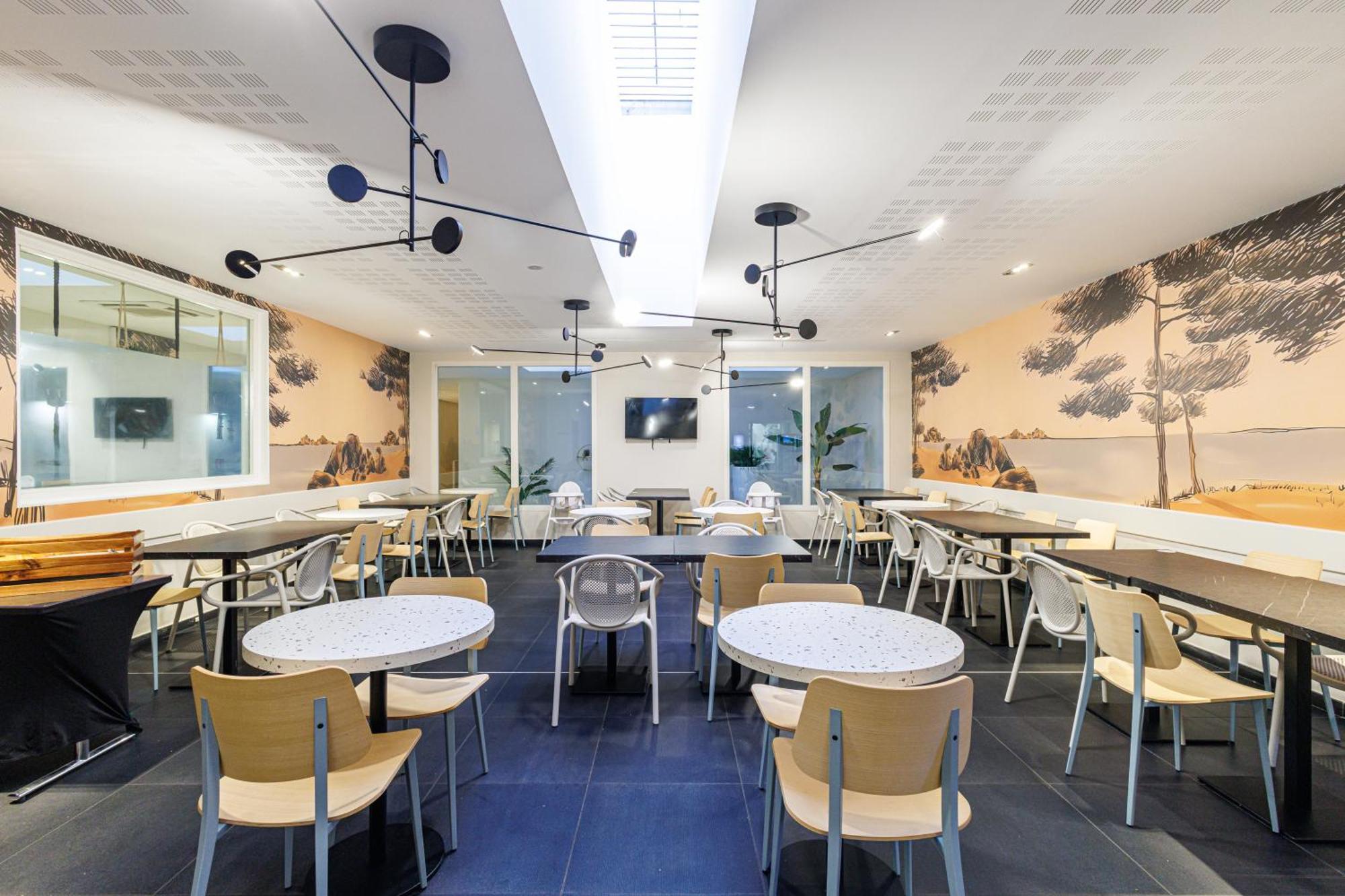 Adagio Centre Apartahotel Niza